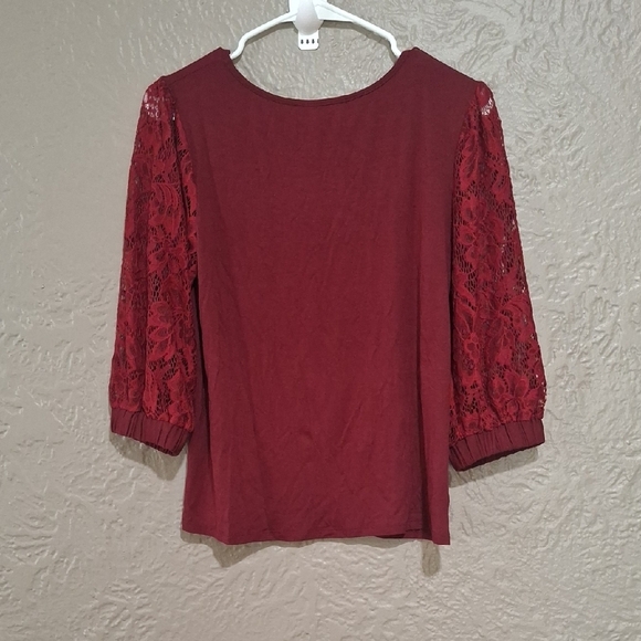Green Envelope Red Lace Sleeve Blouse Size XS - Picture 5 of 7